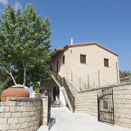 فيلا Marianna Mansion Pachna الغرفة الصورة