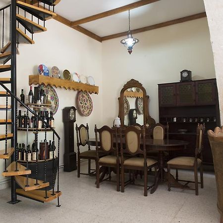 فيلا Marianna Mansion Pachna الغرفة الصورة