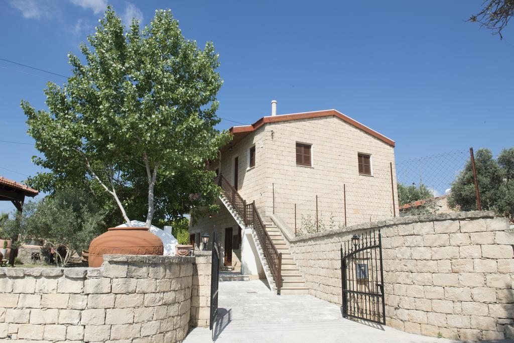 فيلا Marianna Mansion Pachna الغرفة الصورة